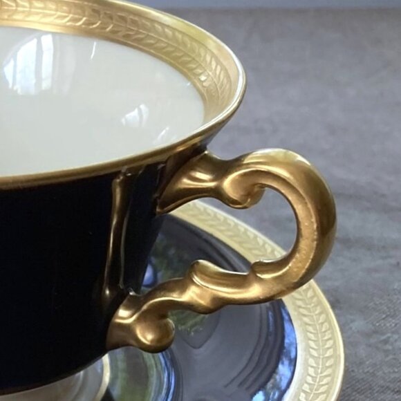 Rare & Elegant! Syracuse China Old Ivory Royal Court Cup & Saucer Set, Navy Blue - Picture 4 of 14